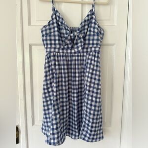 Old Navy blue & white checkered summer dress with pockets Meidum